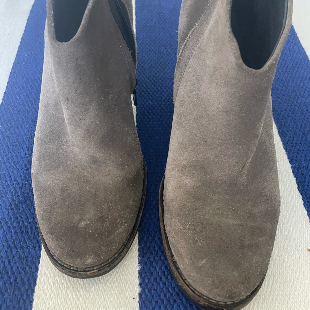 Paul Green Booties Grey suede 5.5 German/ 8 us